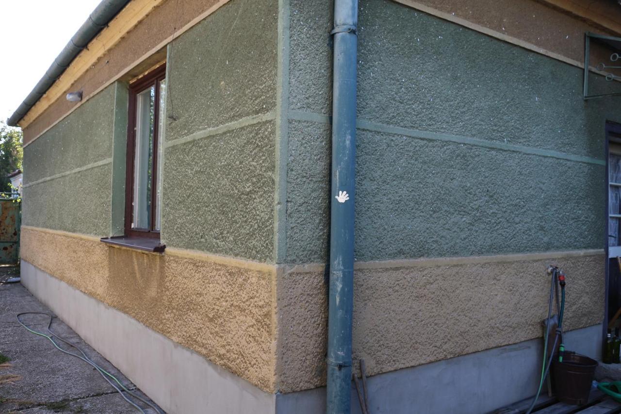 Vinyl House Pensionat Strekov Exteriör bild